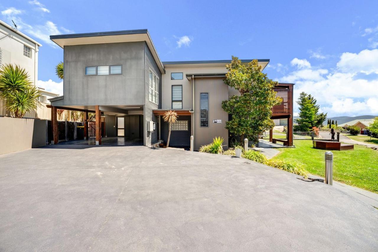 Ned Kelly'S Retreat - Stunning 3Br Townhouse L Lake Views L Wifi L Bbq Jindabyne Ngoại thất bức ảnh